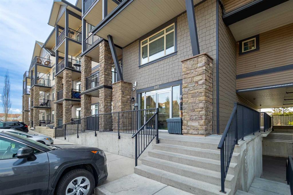 Picture for 403, 117 Copperpond Common SE