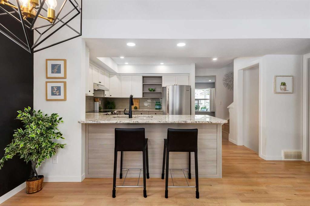 Picture for 81 Inglewood Point SE