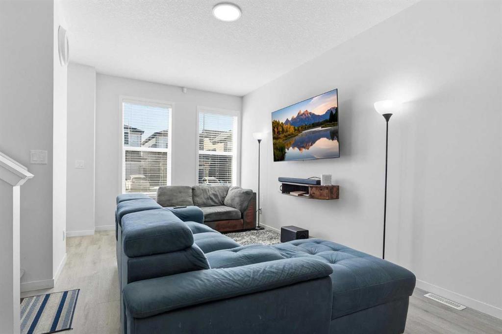 Picture for 200 Corner Meadows Way NE