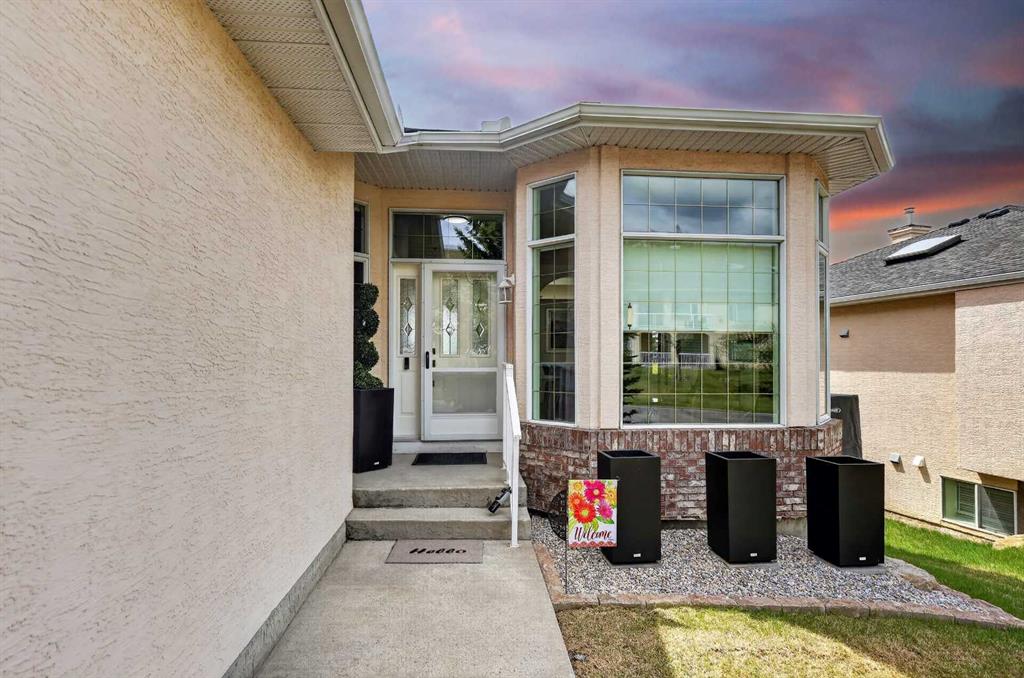 Picture for 18 Eagleview Place 