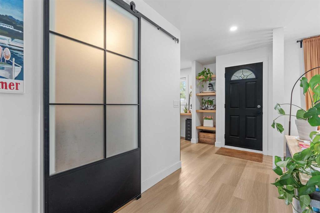 Picture for 240 Lynnview Way SE