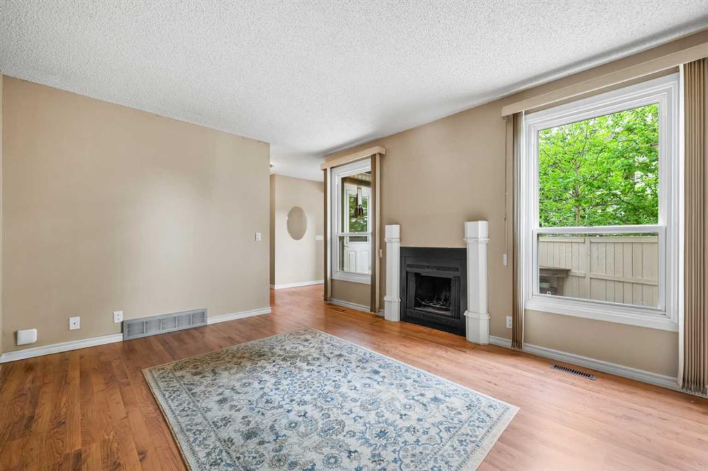 Picture for 9, 3200 60 Street NE
