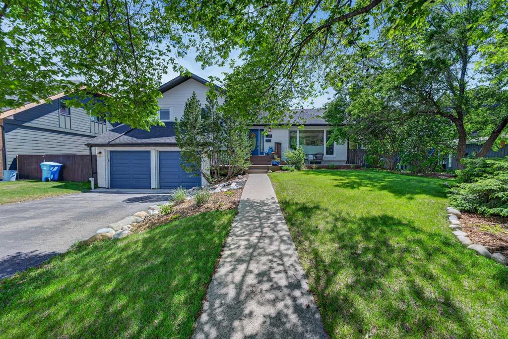 Picture for 27 Bow Village Crescent NW