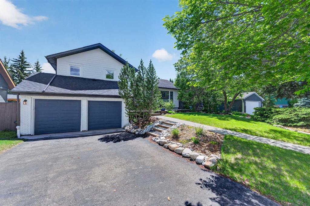 Picture for 27 Bow Village Crescent NW