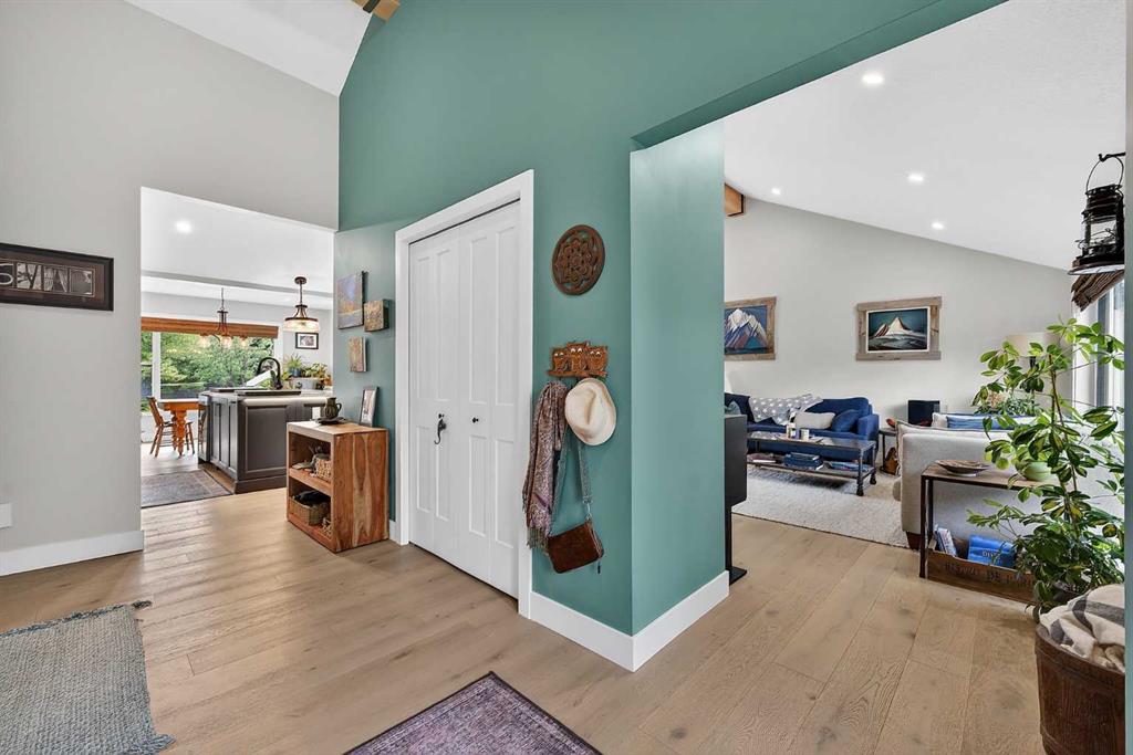 Picture for 27 Bow Village Crescent NW
