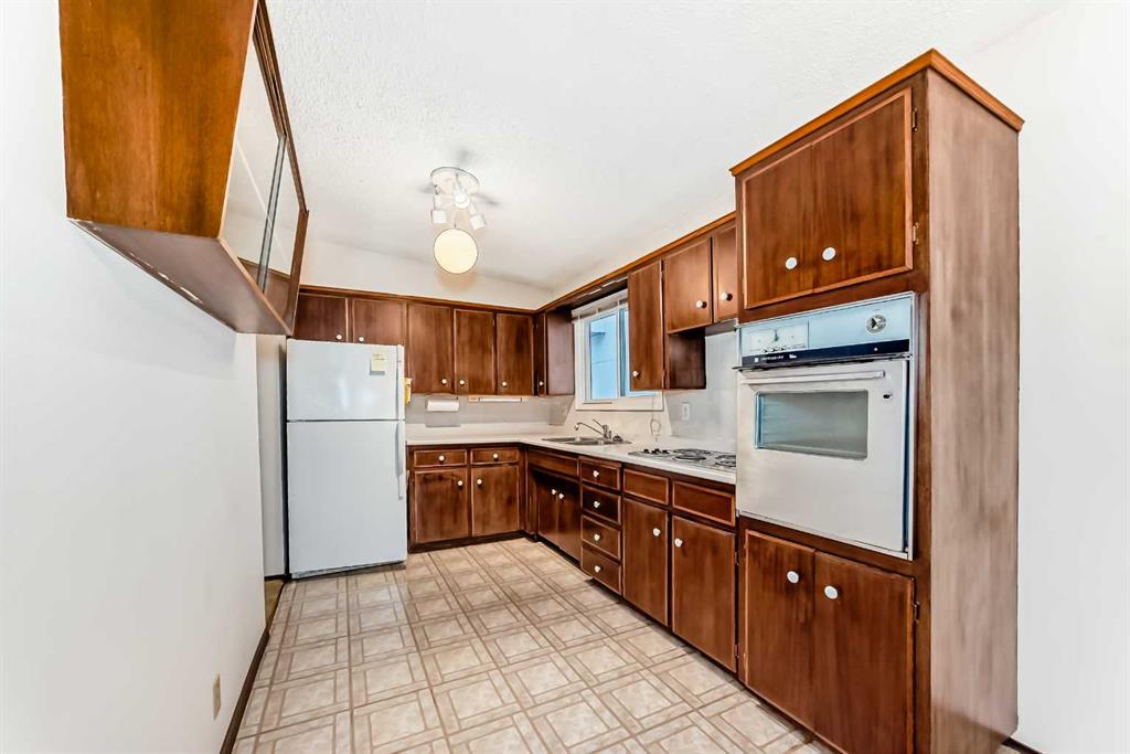 Picture for 2224A 34 Street SW