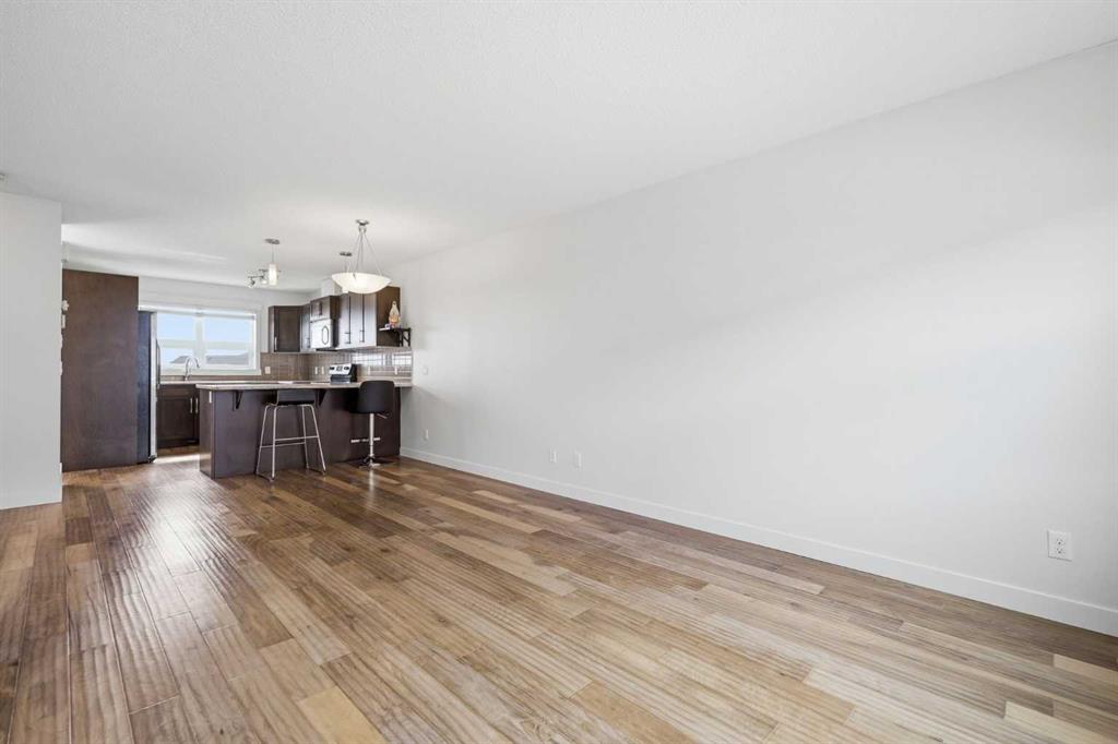 Picture for 220 Covecreek Circle NE