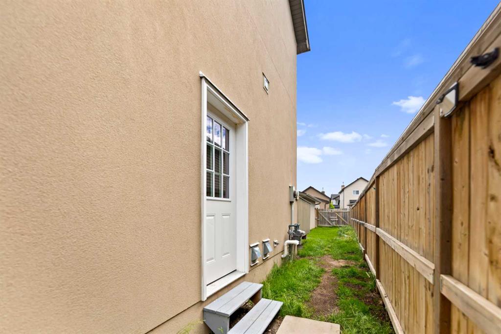 Picture for 11 Saddlebrook Gardens NE
