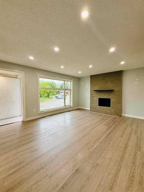Picture for 4968 Marcombe Road NE