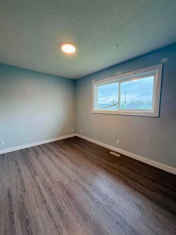 Picture for 4968 Marcombe Road NE