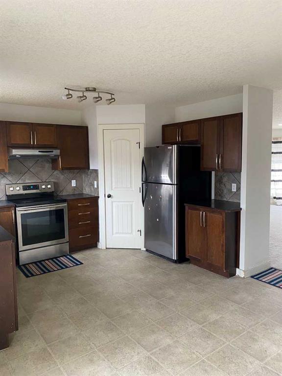Picture for 210 Saddlebrook Way NE