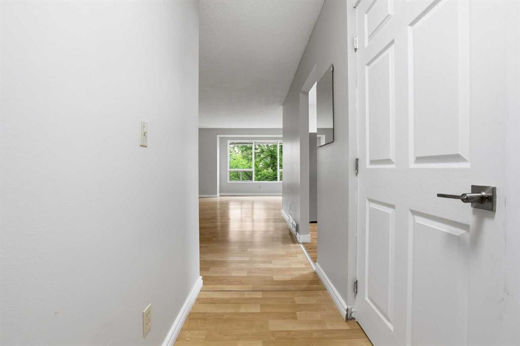 Picture for 84 Ranchero Rise NW