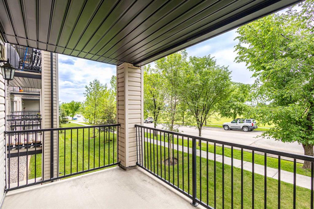 Picture for 1223, 8 Bridlecrest Drive SW