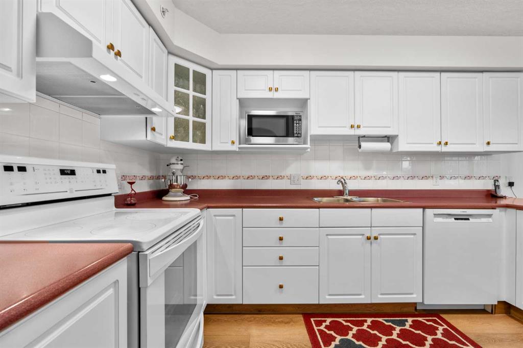 Picture for 413, 7239 Sierra Morena Boulevard SW