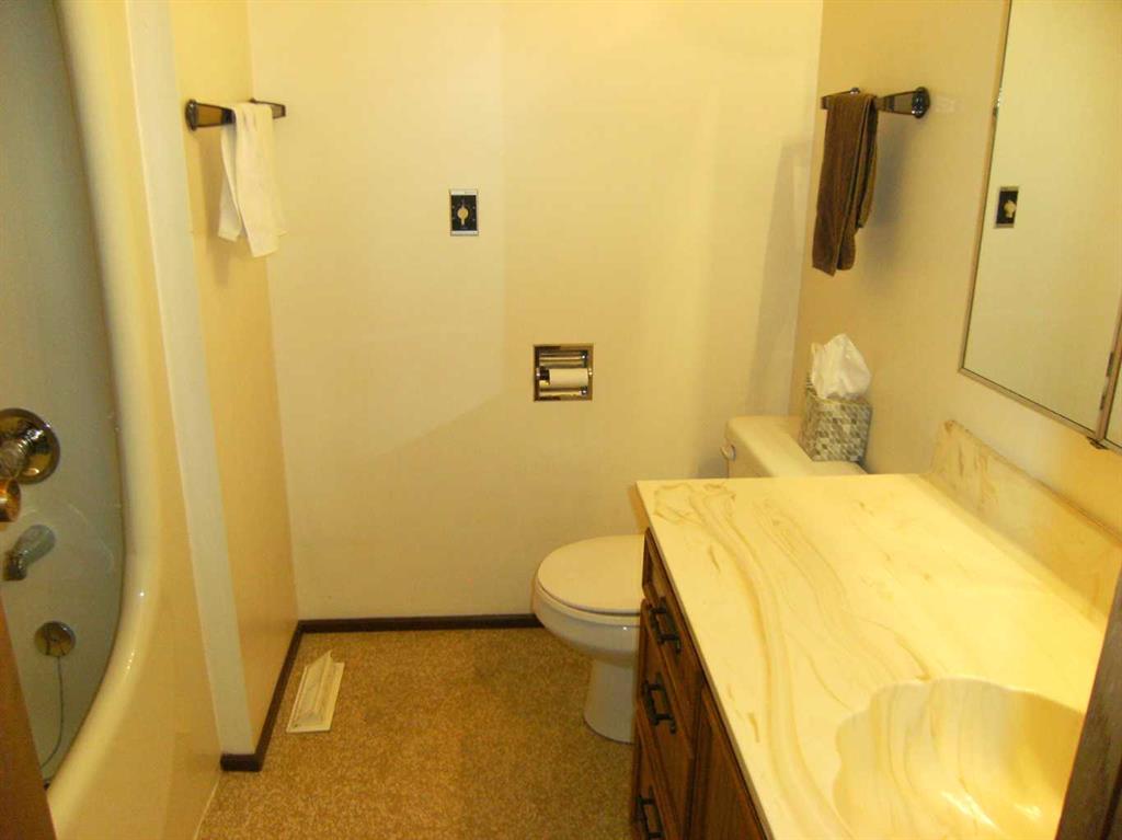 CIR Realty 520 8 Street SE CIR REALTY , Three Hills, NONE,T0M 2A0