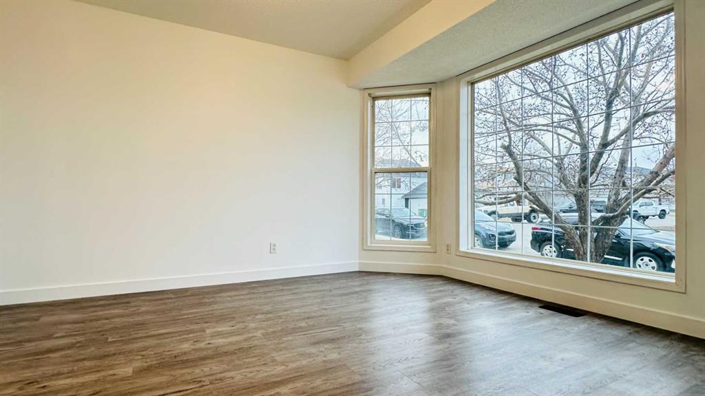 Picture for 78 Country Hills Heights NW