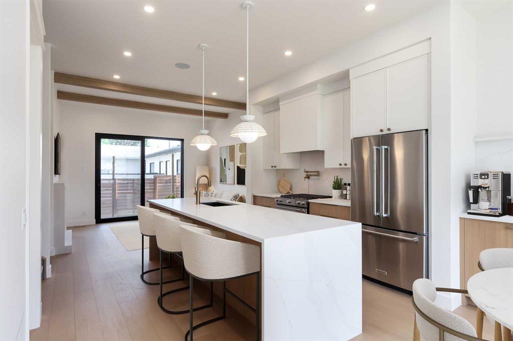 Picture for 4309 32 Avenue SW