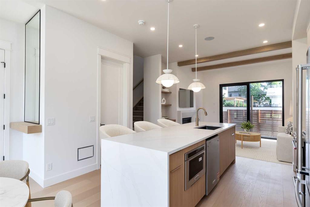 Picture for 4309 32 Avenue SW