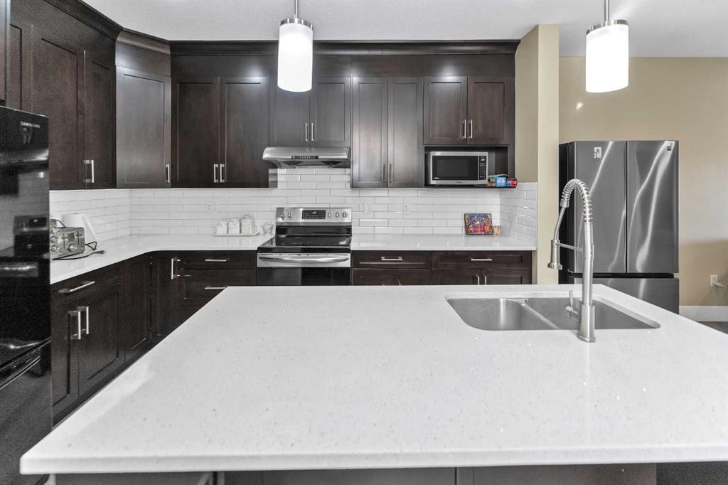 Picture for 7432 Ogden Road SE https://www.cirrealty.ca/reb/creb/59/A2266559_11.jpg