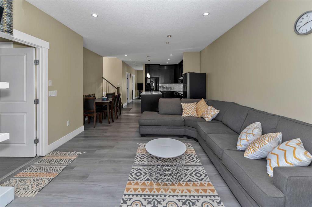 Picture for 7432 Ogden Road SE https://www.cirrealty.ca/reb/creb/59/A2266559_16.jpg