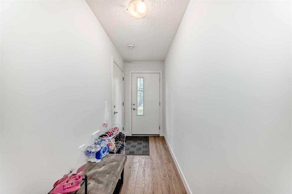 Picture for 208, 15 Evanscrest Park NW