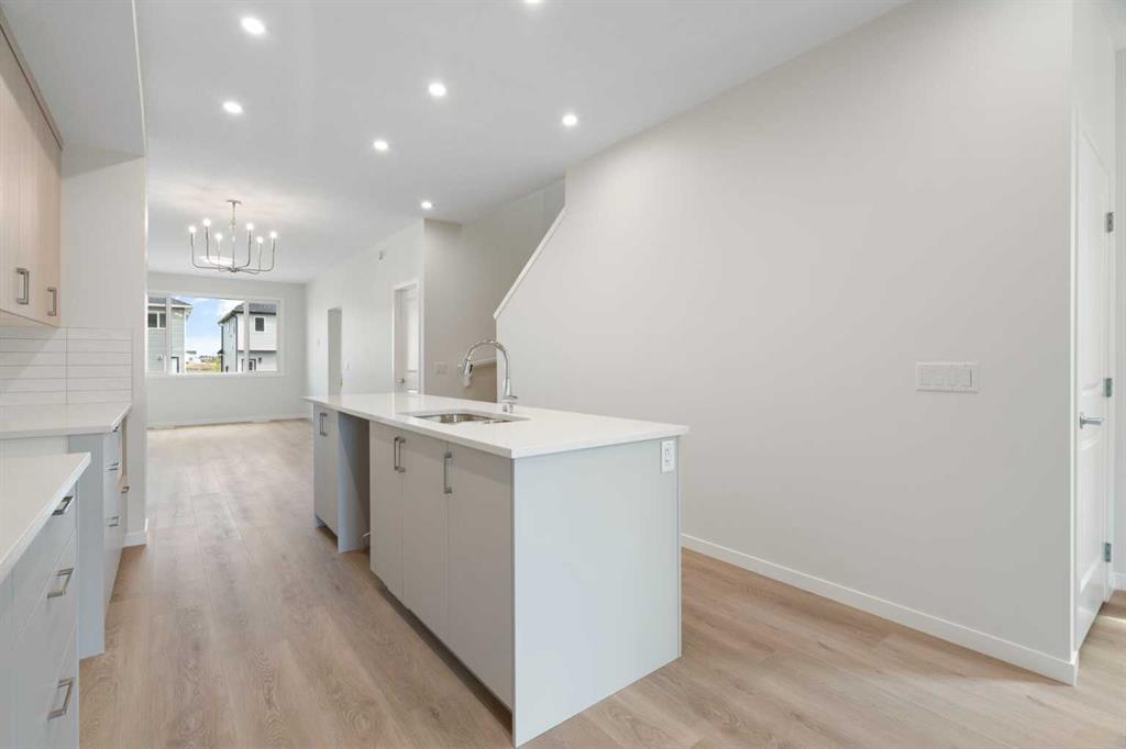 Picture for 135 Creekview Gardens SW