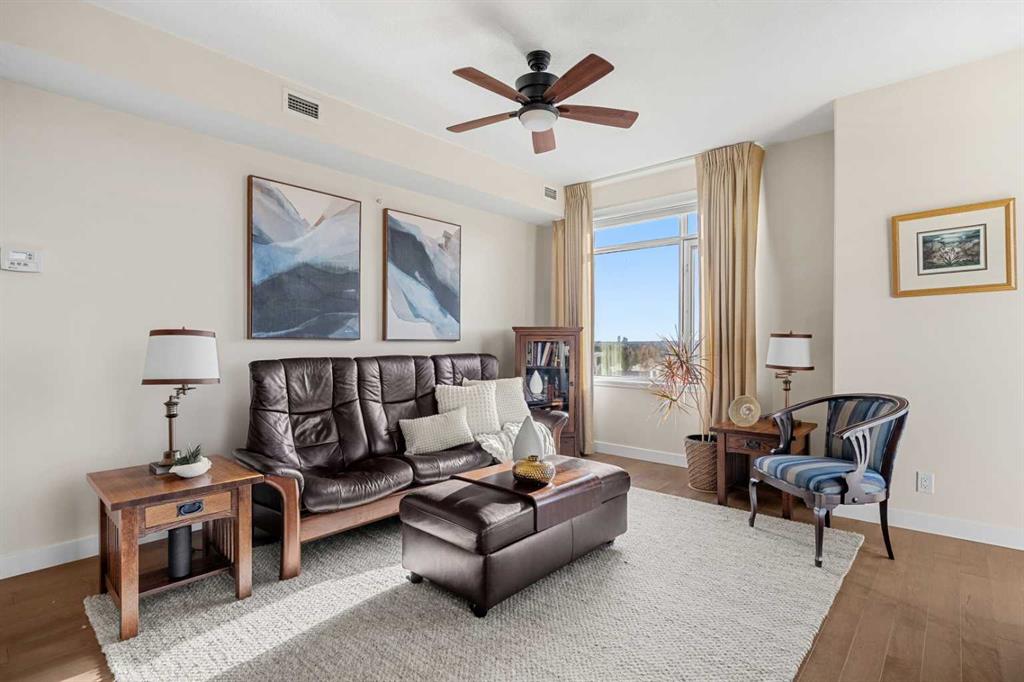 Picture for 808, 16 Varsity Estates Circle NW