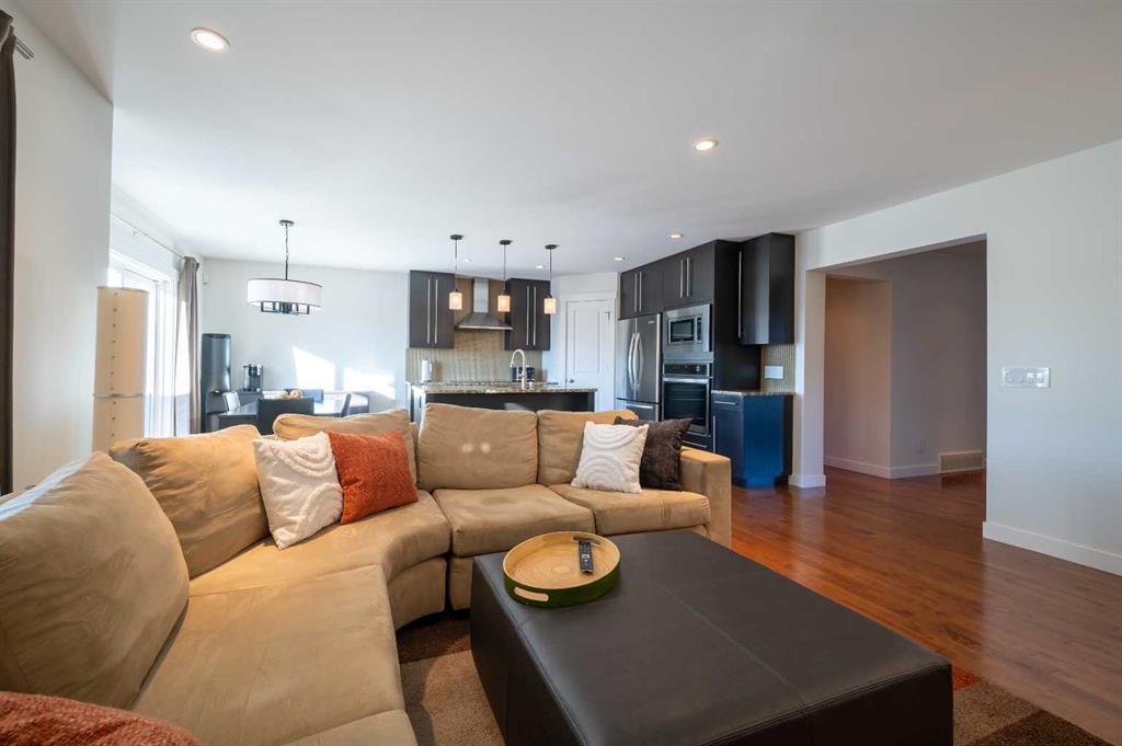 Picture for 82 Chapalina Close SE