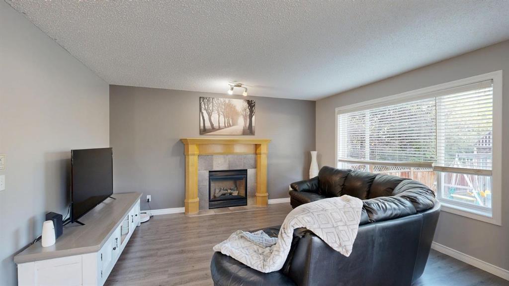 Picture for 70 Crystalridge Close 