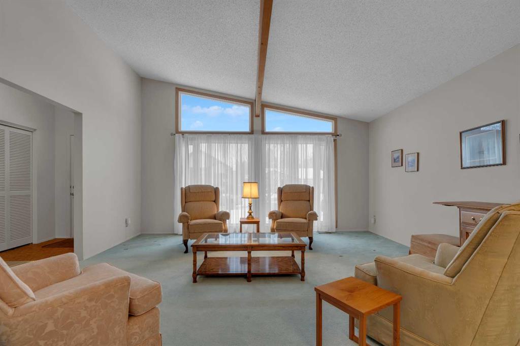 Picture for 219 Parkwood Place SE