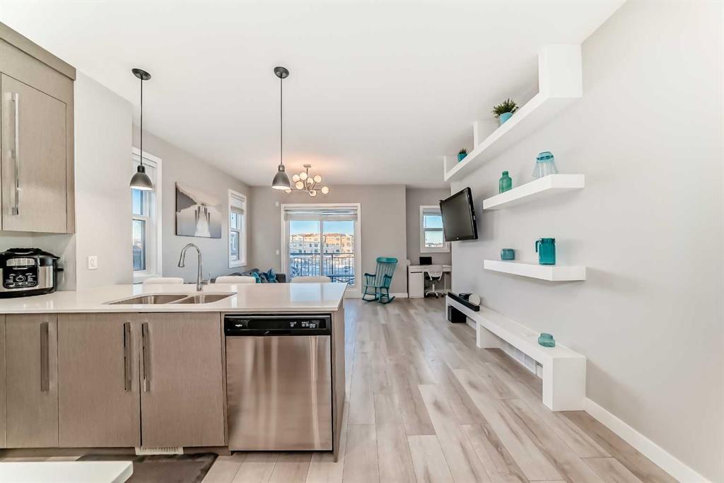 Picture for 6421 128 Avenue NE