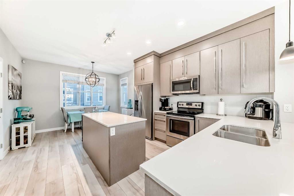 Picture for 6421 128 Avenue NE