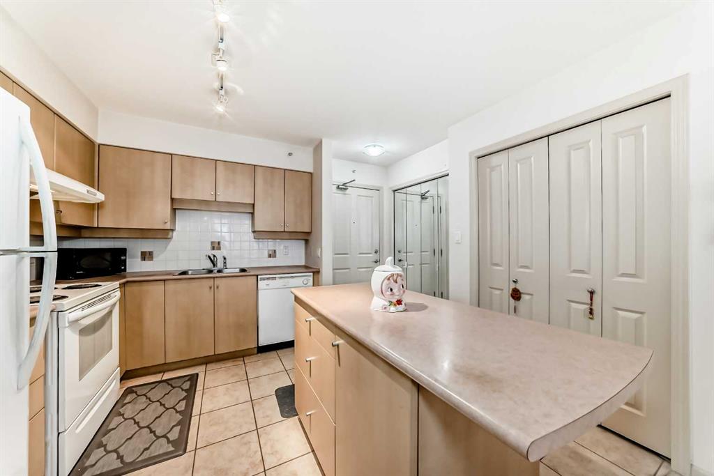 Picture for 602, 650 10 Street SW