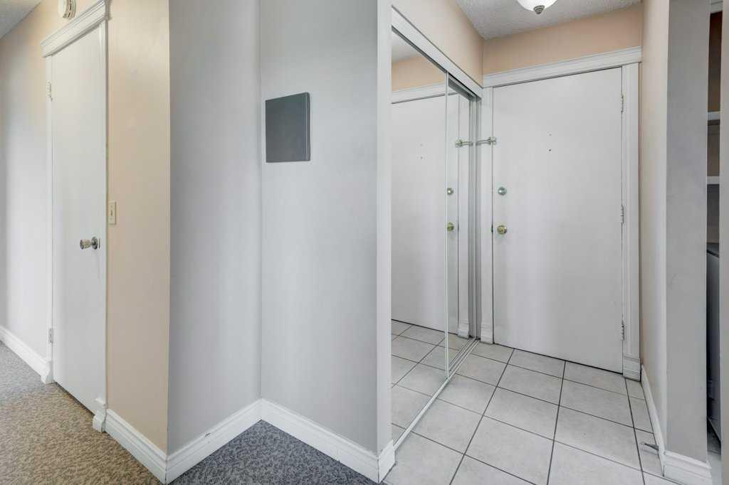 Picture for 43, 1703 11 Avenue SW