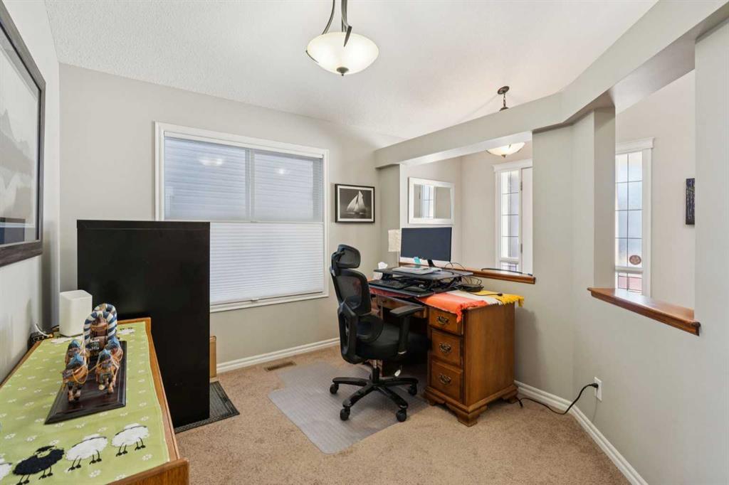 Picture for 351 Sagewood Place SW