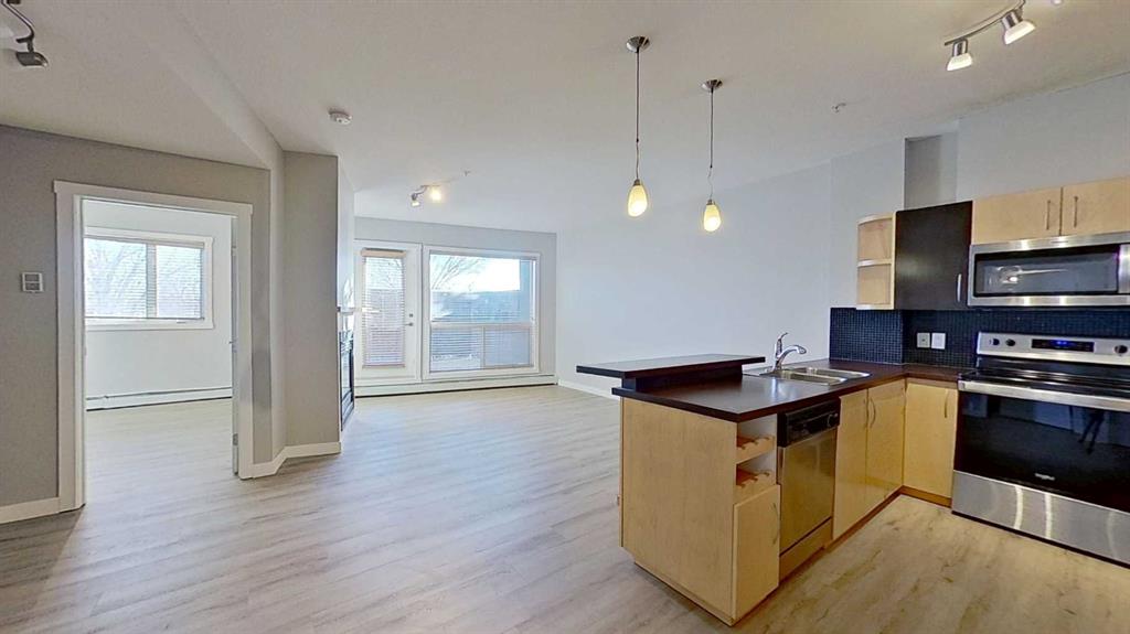 Picture for 121, 69 Springborough Court SW