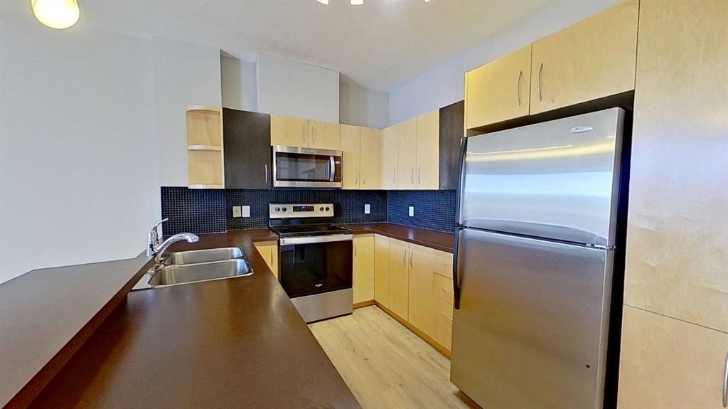 Picture for 121, 69 Springborough Court SW