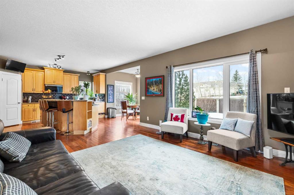 Picture for 20 Royal Highland Court NW