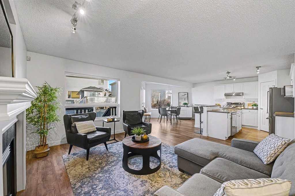 Picture for 139 Douglas Glen Crescent SE