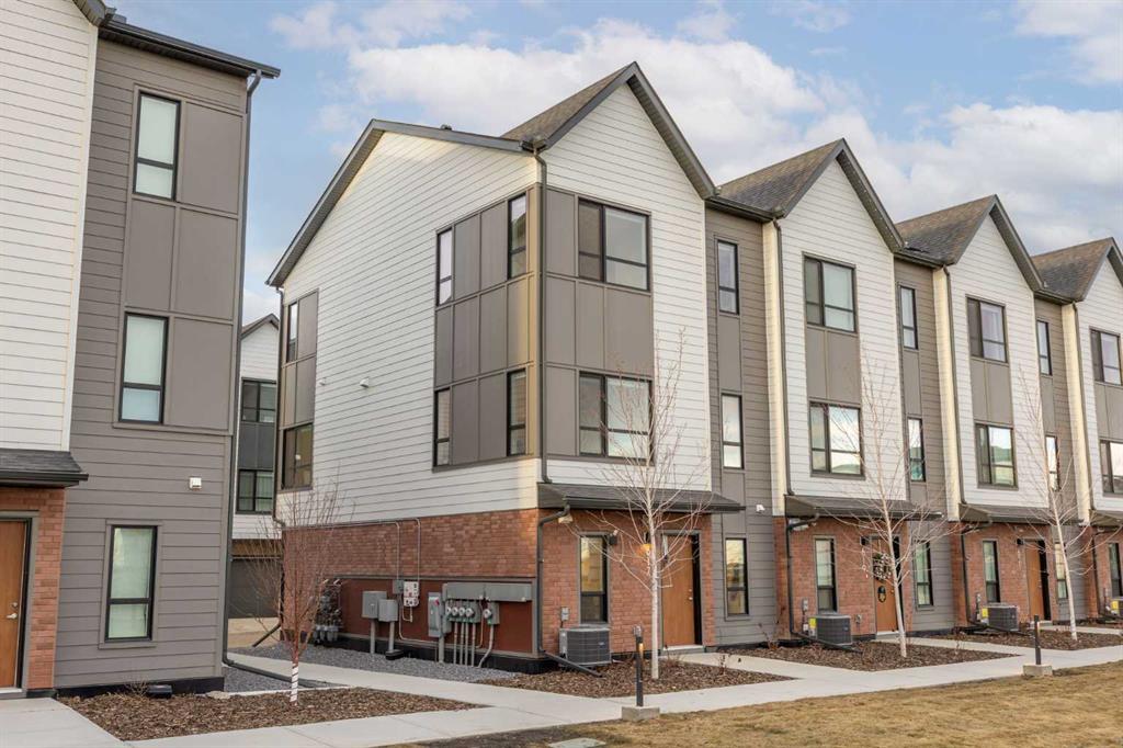 Picture for 617, 20295 Seton Way SE