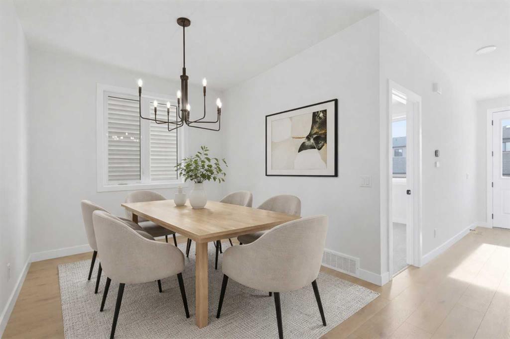 Picture for 35 Belvedere Crescent SE