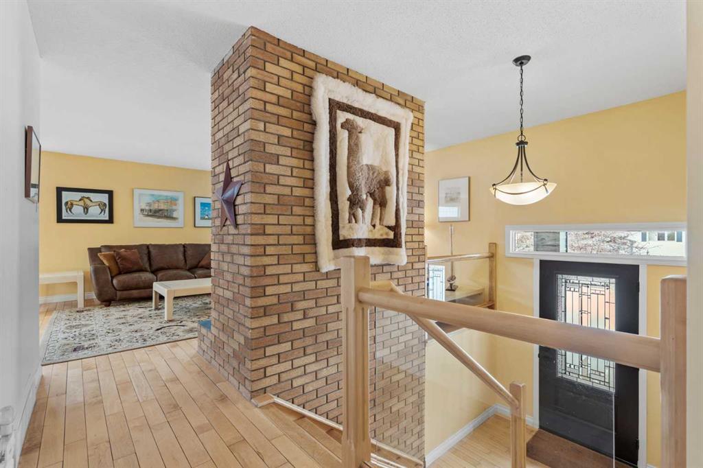 Picture for 660 Oakwood Place SW