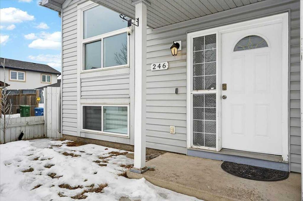 Picture for 246 Martinvalley Mews NE