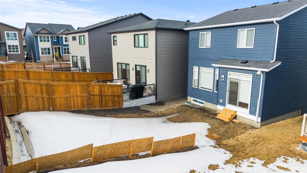 Picture for 353 Herron Mews NE