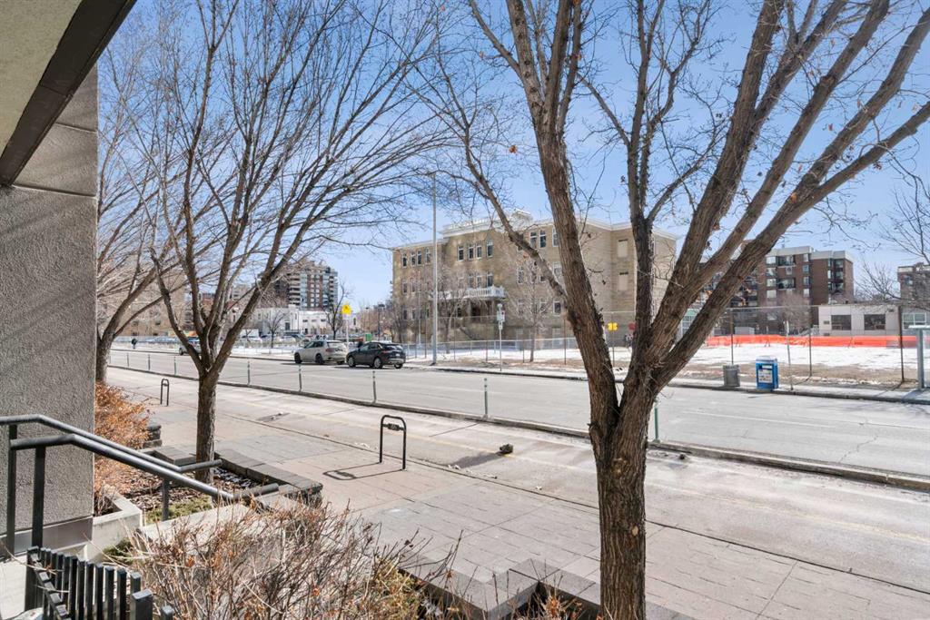 Picture for 1132 12 Avenue SW