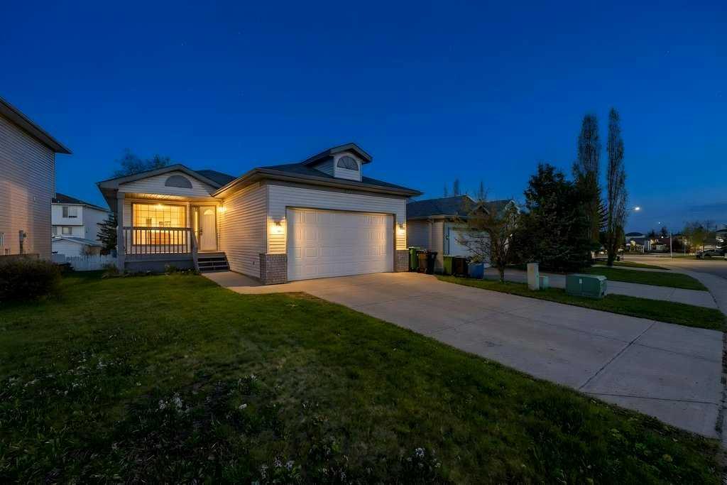 Picture for 9119 Scurfield Drive NW