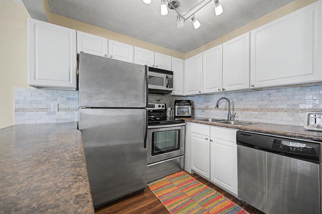 Picture for 814, 200 Brookpark Drive SW