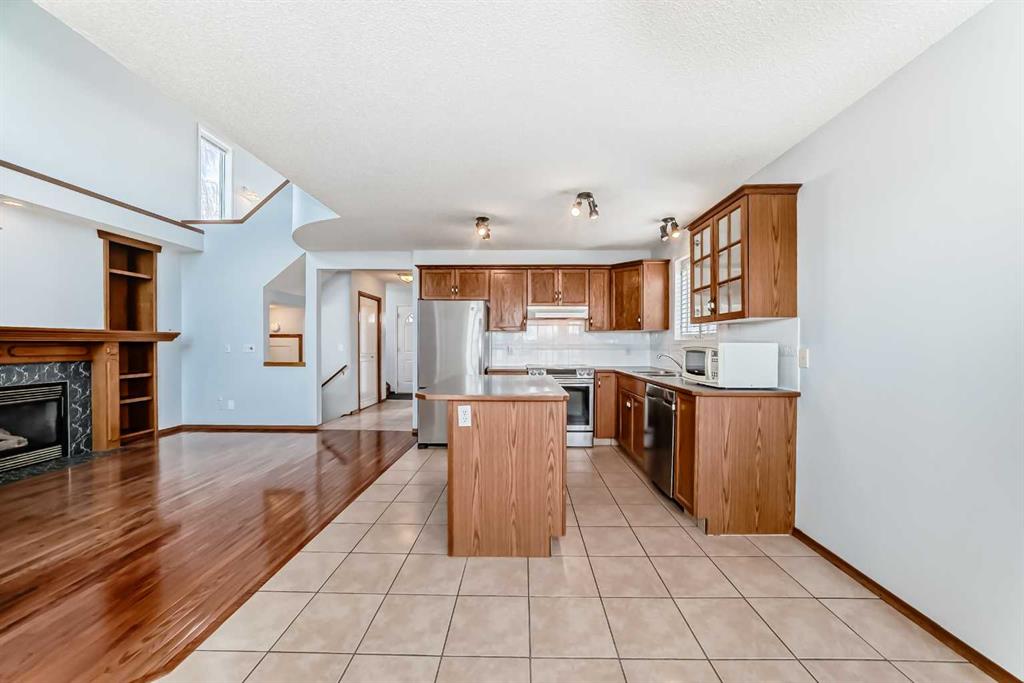 Picture for 42 Harvest Rose Place NE