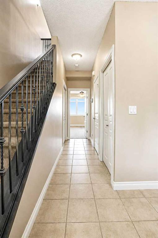 Picture for 11, 148 Rockyledge View NW