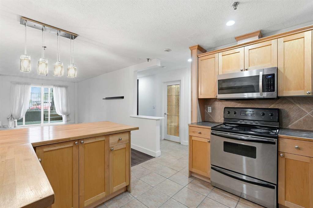 Picture for 107, 717 4A Street NE